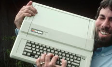 75岁苹果联合创始人回顾人生:巨额财富大部分都选择捐赠 !