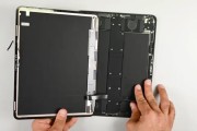 iFixit 拆解苹果 M5 iPad Pro:已预留前置双摄空间