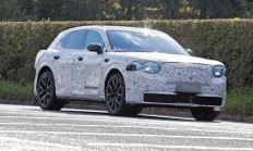 宾利 11 月 5日公开其首款纯电 SUV 细节,WLTP工况预估 560 公里