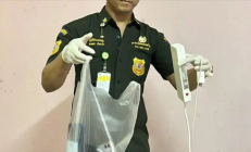 
        		泰国男子因边充电边玩手机触电身亡 遗体焦黑 !	