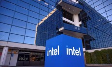 英特尔:Intel 10 / 7 制程产能紧张,AI PC 出货预期不变