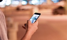 中国移动互联网月活用户创新高：人均每天上网近8小时、以刷短视频为主